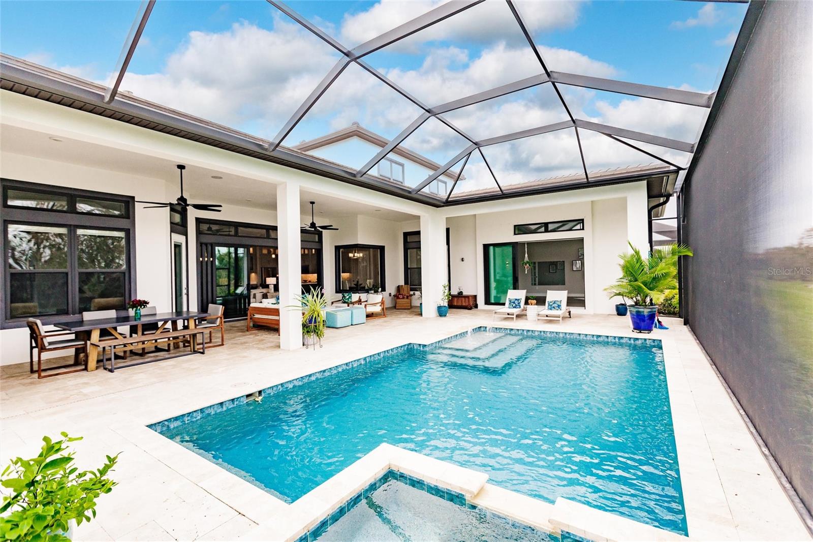 AZARIO ESPLANADE PH II SUBPH C-O - Residential