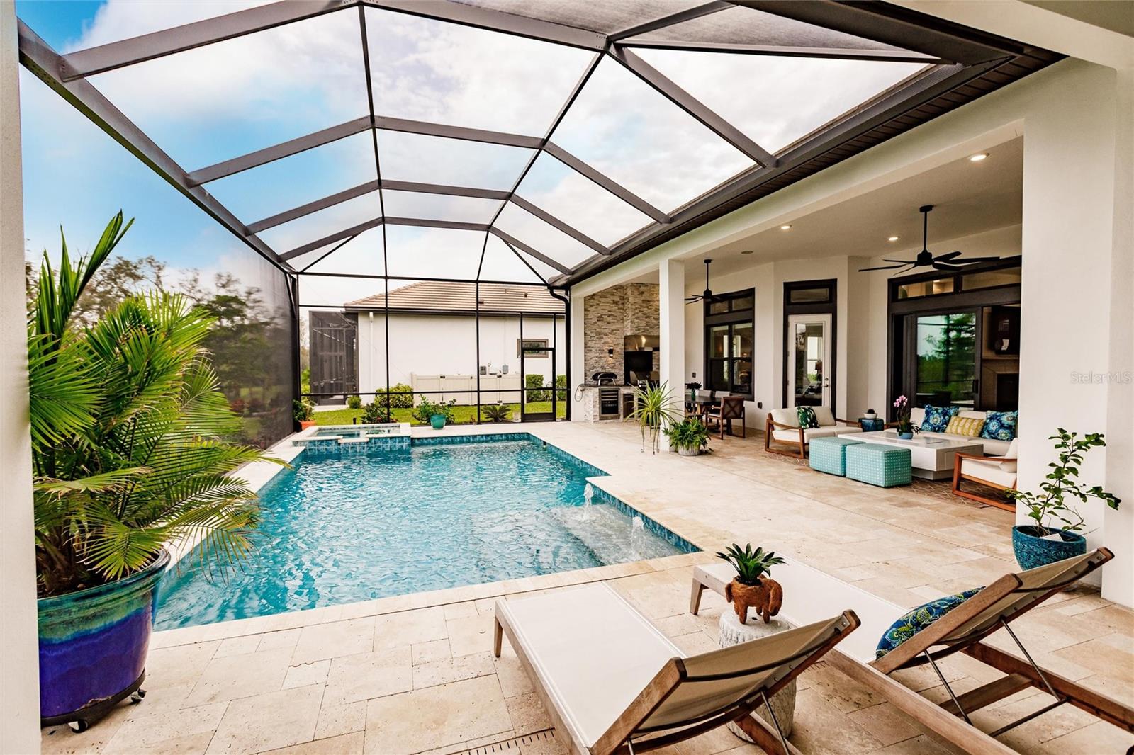 AZARIO ESPLANADE PH II SUBPH C-O - Residential