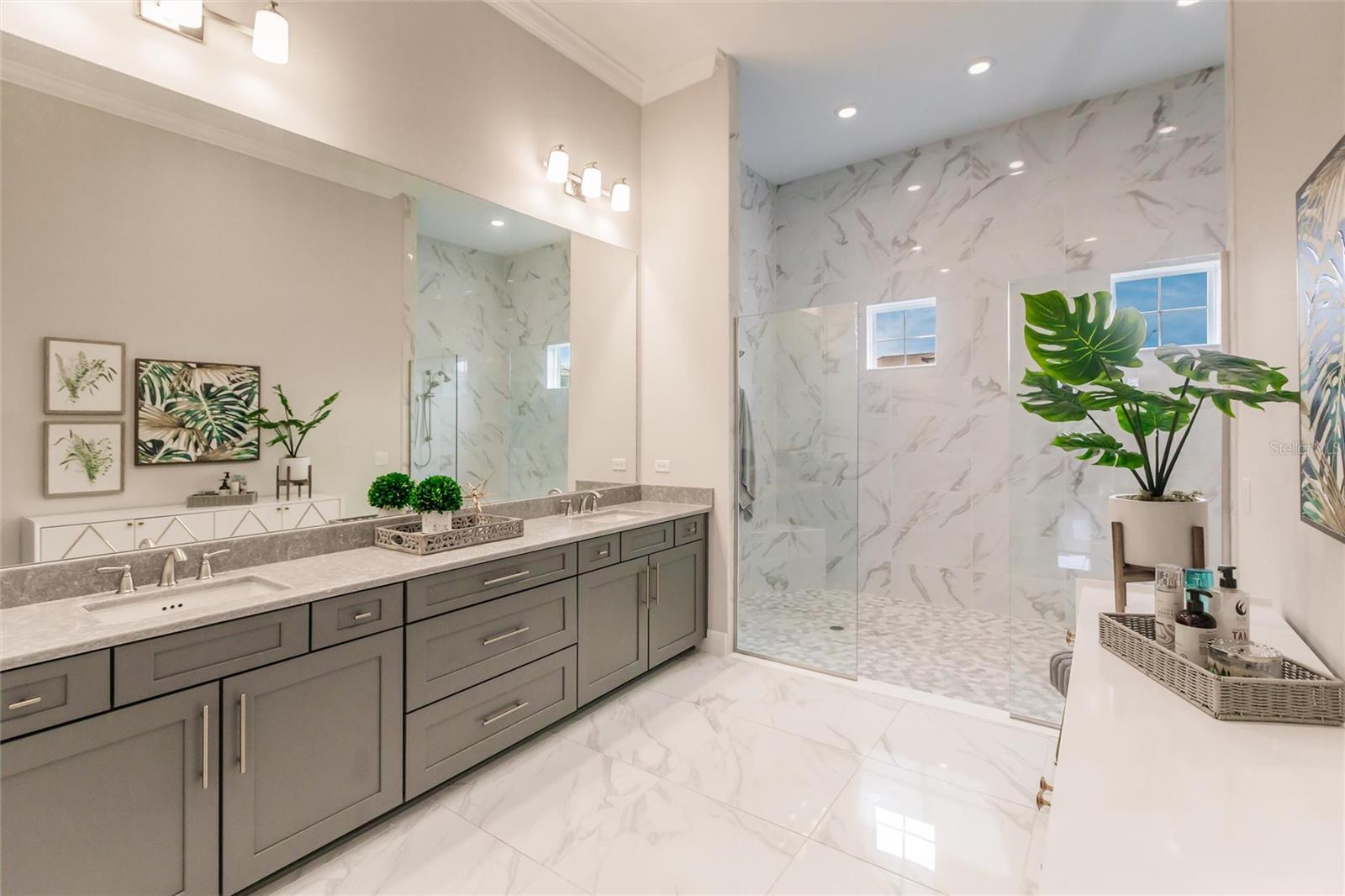 AZARIO ESPLANADE PH II SUBPH C-O - Residential