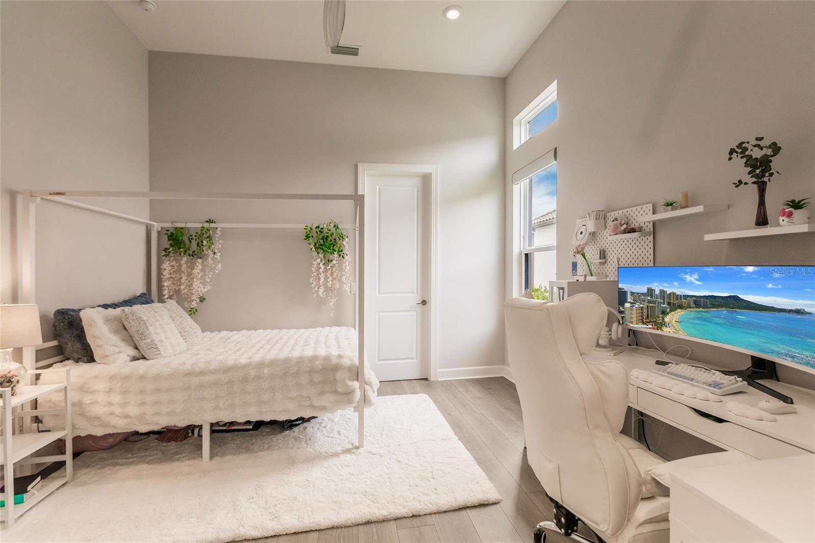 AZARIO ESPLANADE PH II SUBPH C-O - Residential