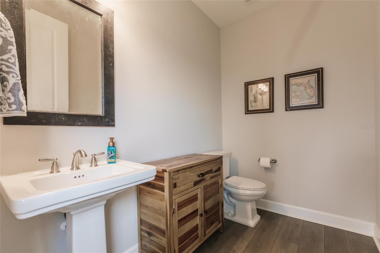 AZARIO ESPLANADE PH II SUBPH C-O - Residential