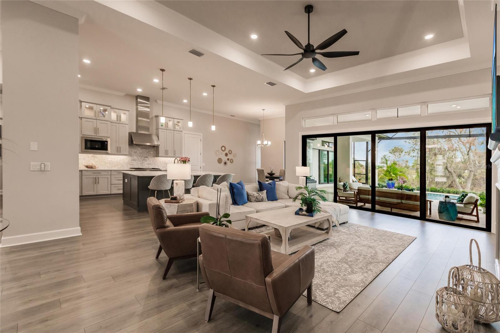 AZARIO ESPLANADE PH II SUBPH C-O - Residential