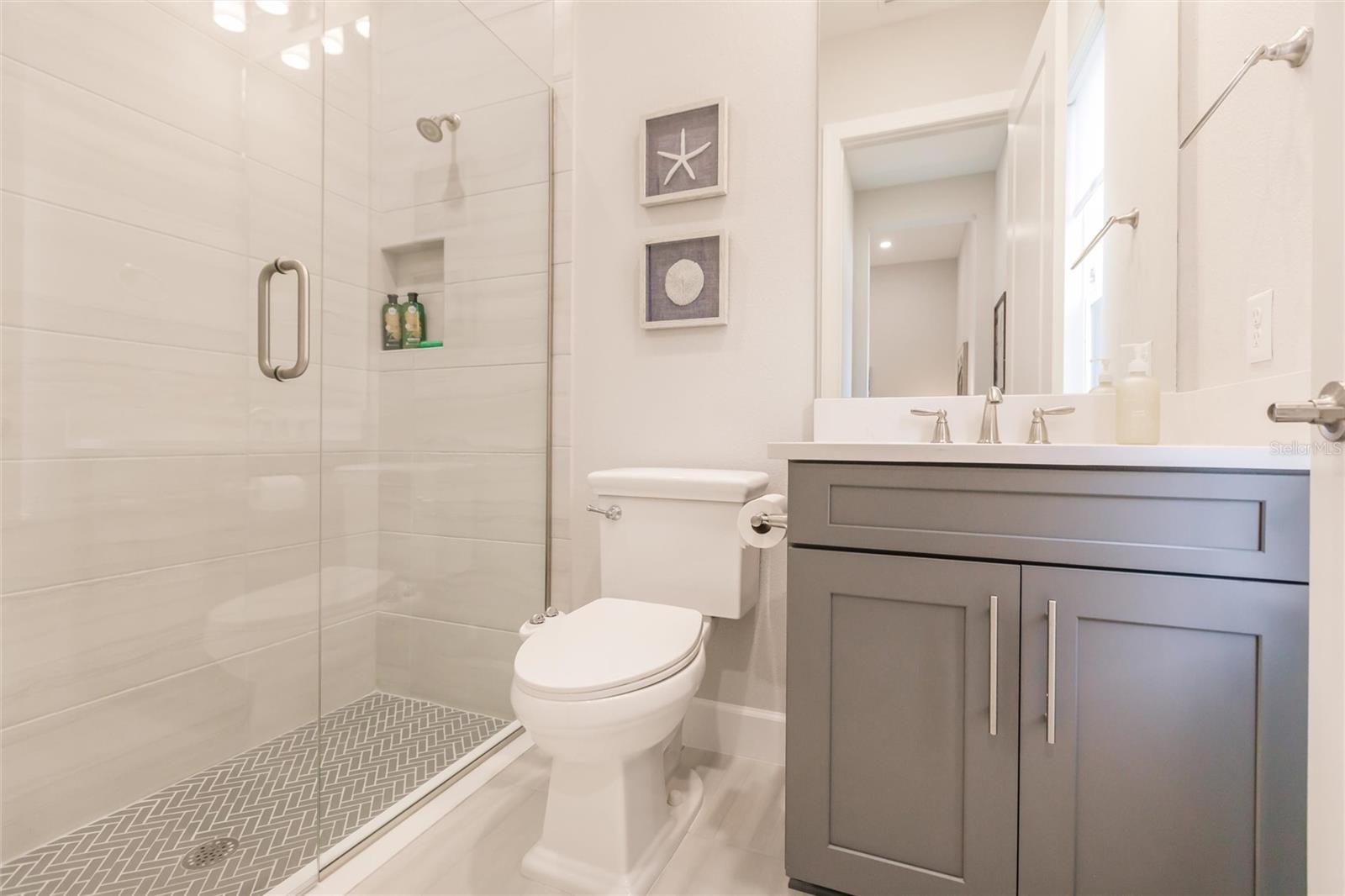 AZARIO ESPLANADE PH II SUBPH C-O - Residential