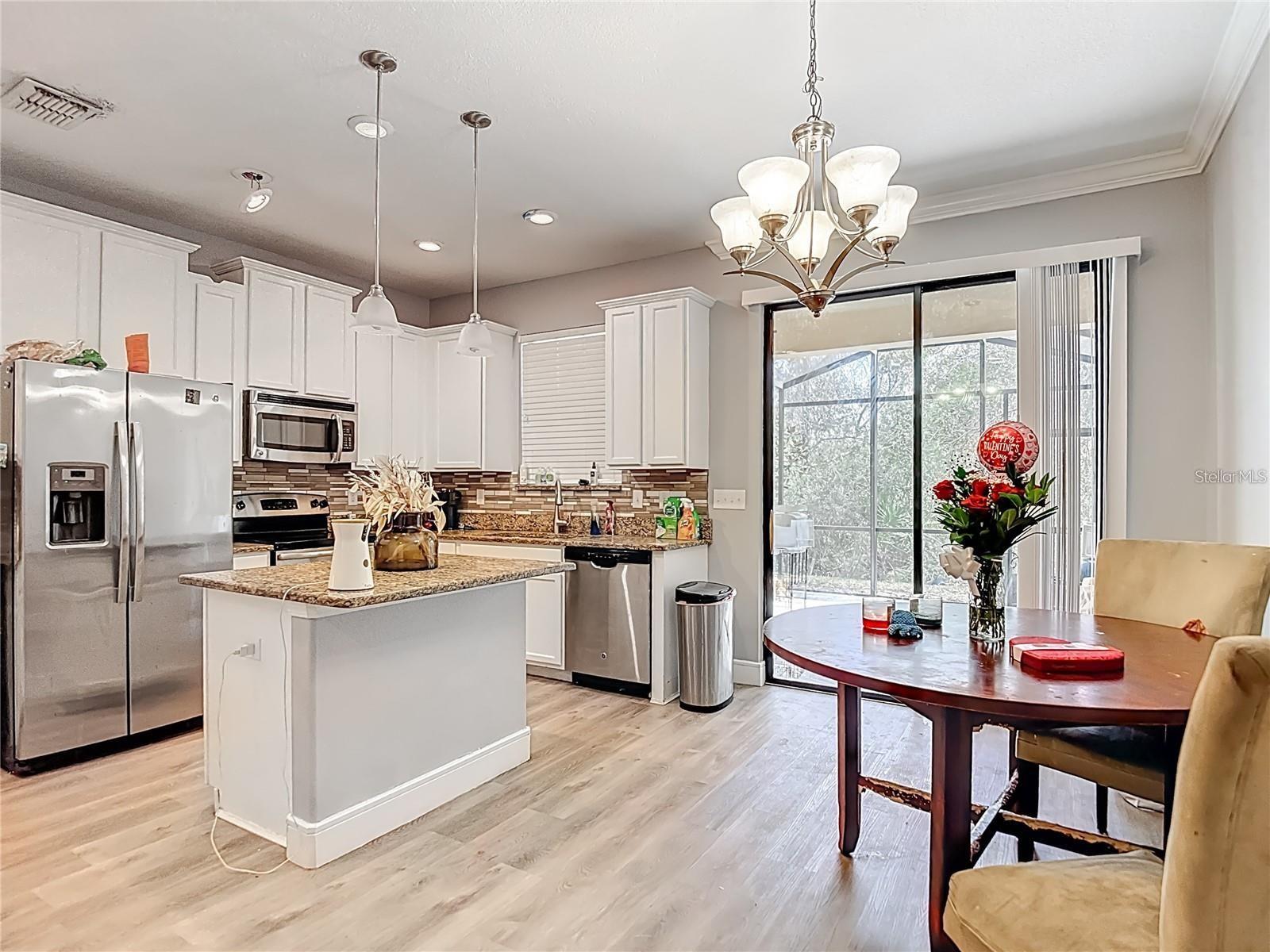 4442 FENNWOOD COURT