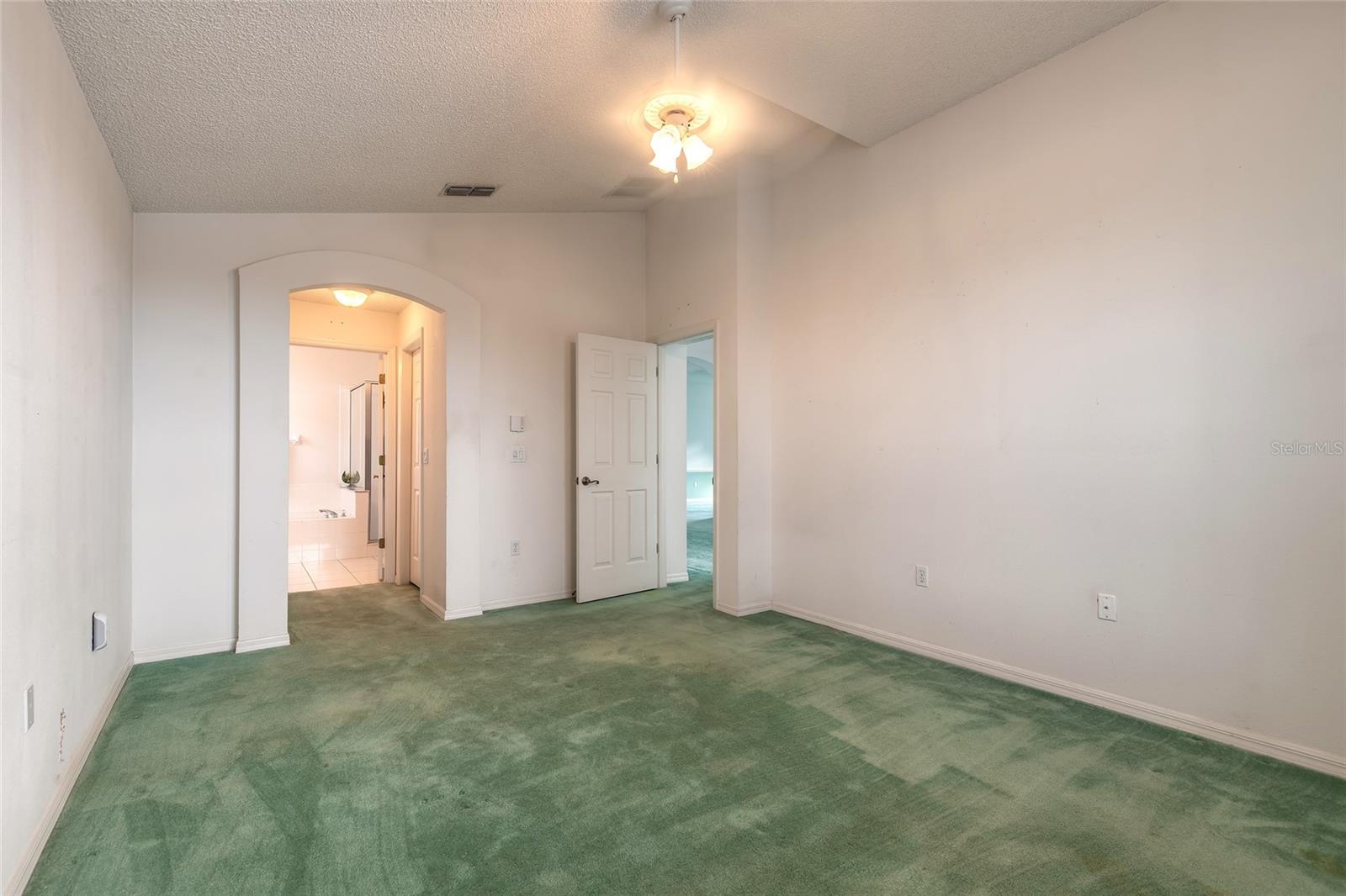 LIONS PAW JUBILEE ADD PH C - Residential