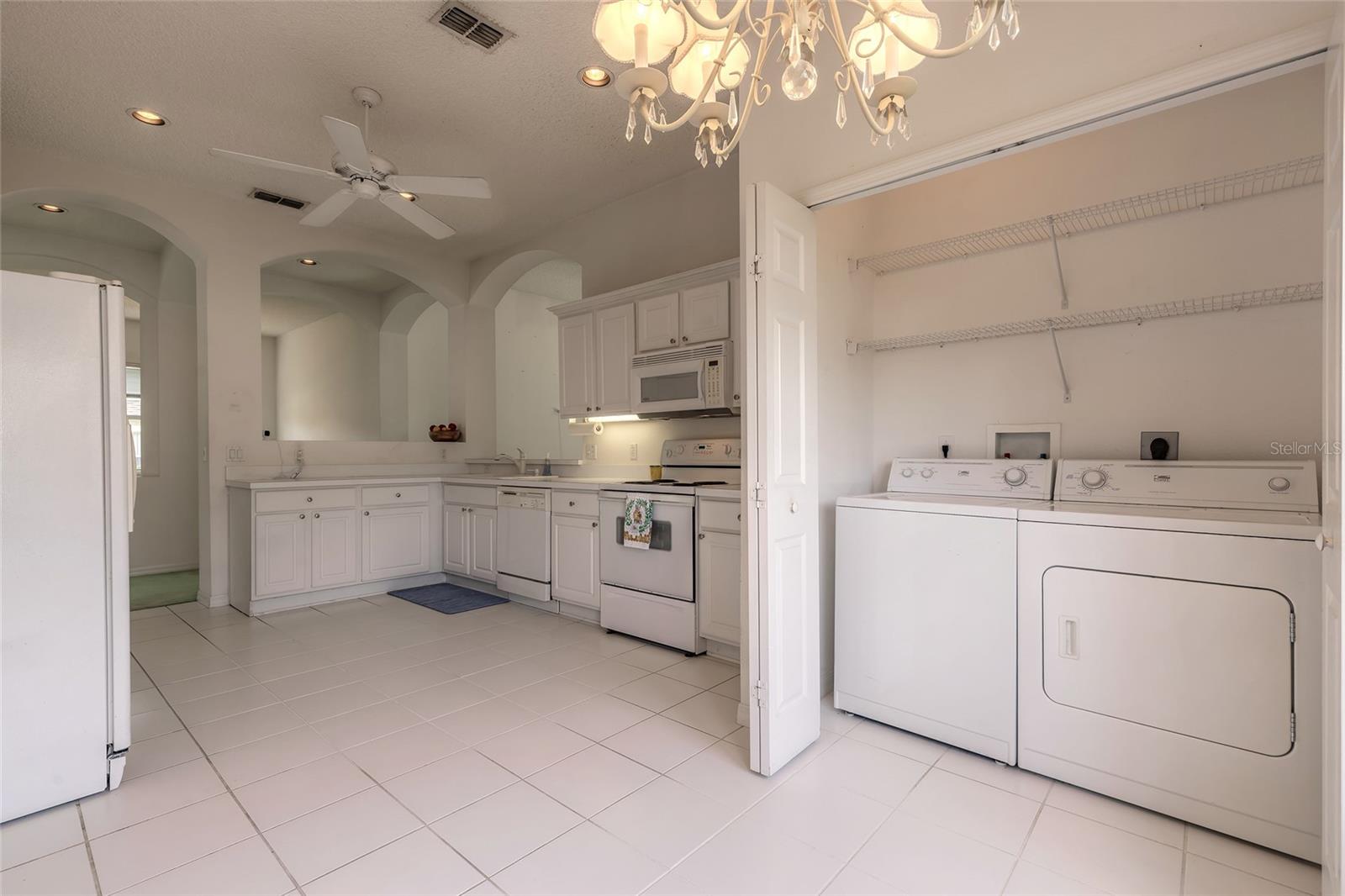 LIONS PAW JUBILEE ADD PH C - Residential