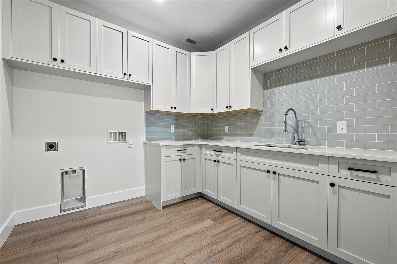 HUNTERS RIDGE SUB - Residential