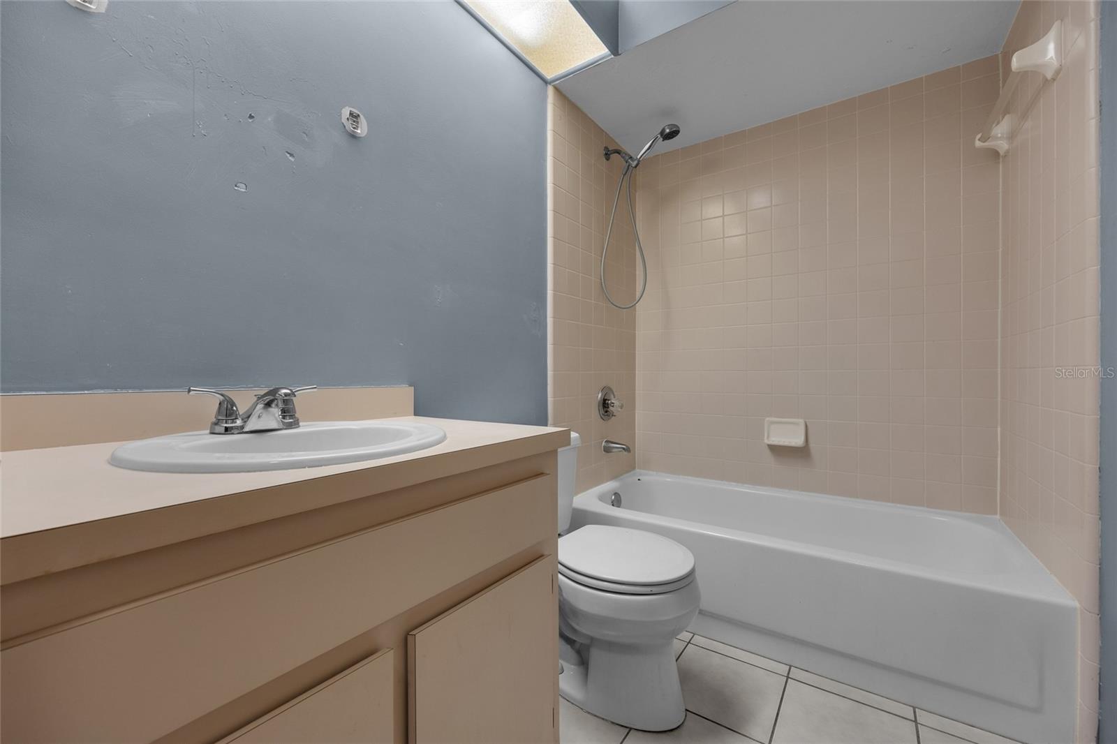 SUMMER CREEK - Residential