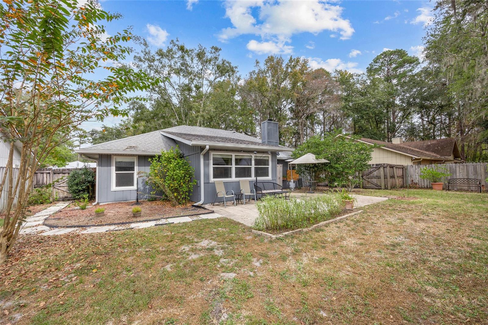 SUMMER CREEK - Residential