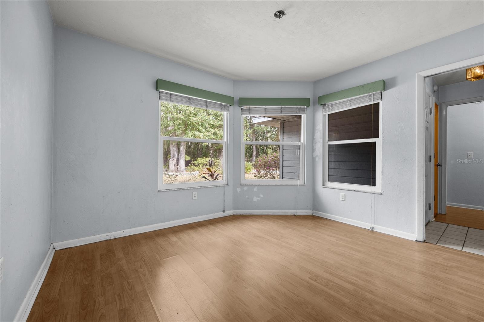 SUMMER CREEK - Residential