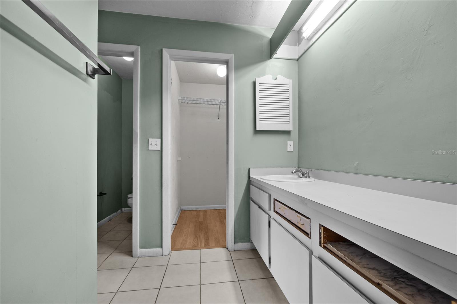 SUMMER CREEK - Residential