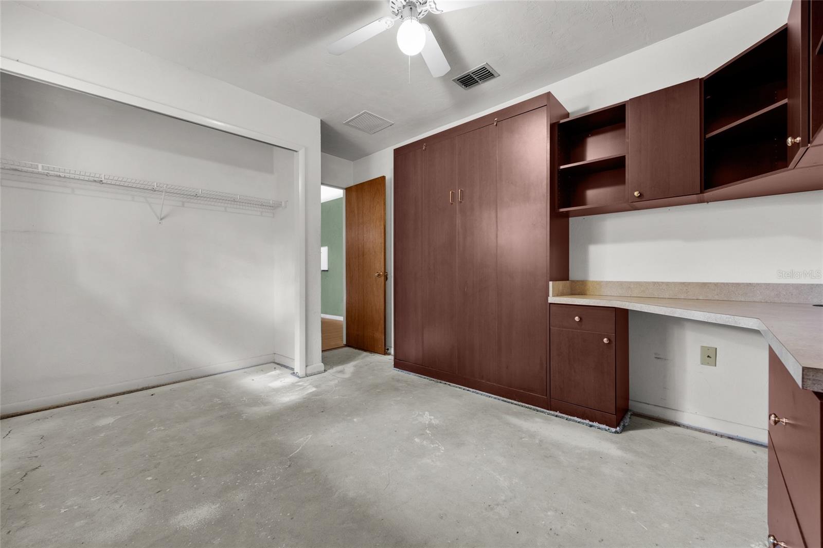 SUMMER CREEK - Residential