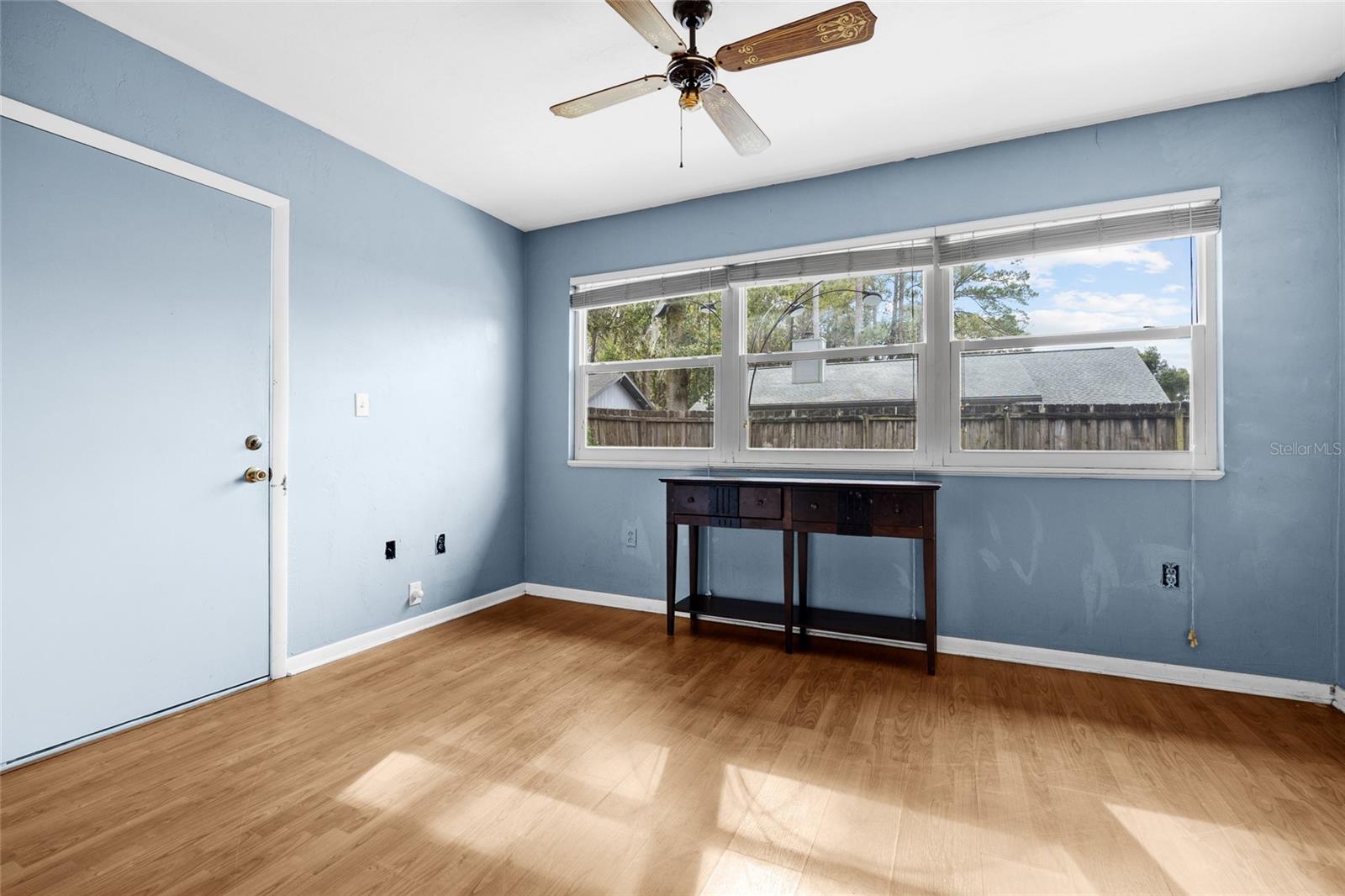 SUMMER CREEK - Residential