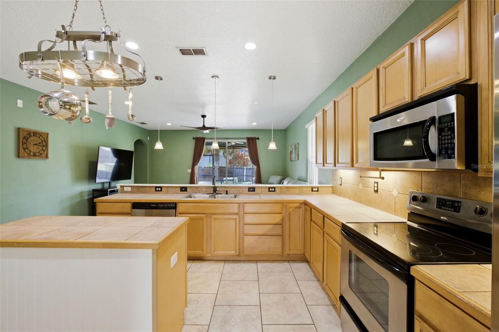 HAINES CREEK HEIGHTS - Residential