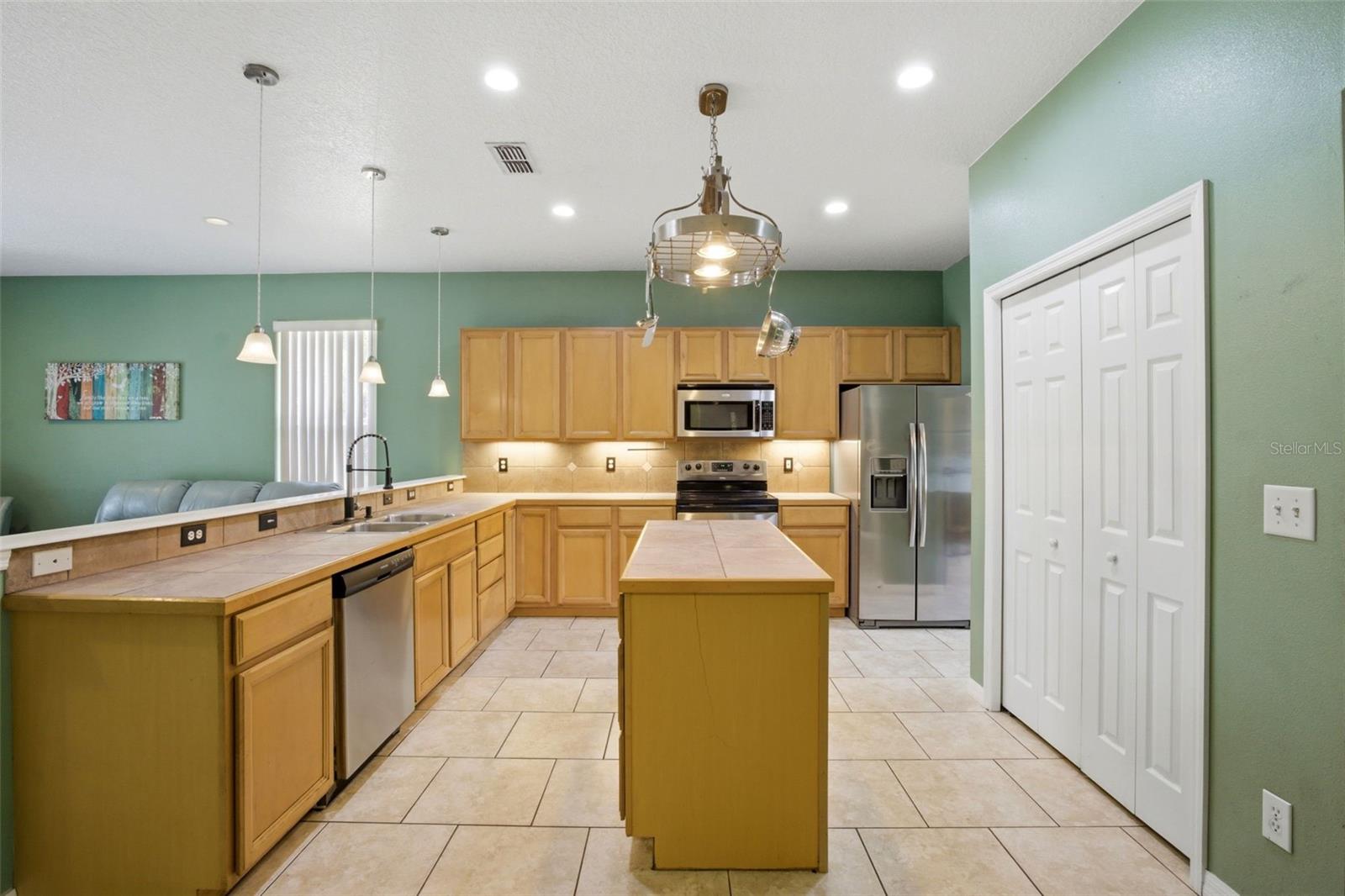 HAINES CREEK HEIGHTS - Residential