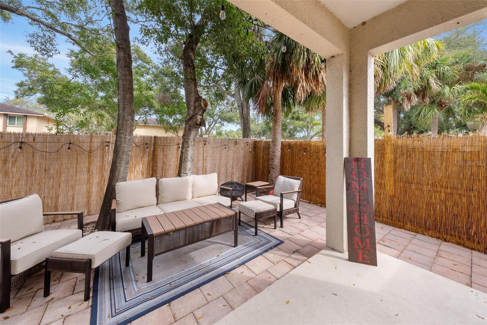 MEADOWS AT LARGO - Residential