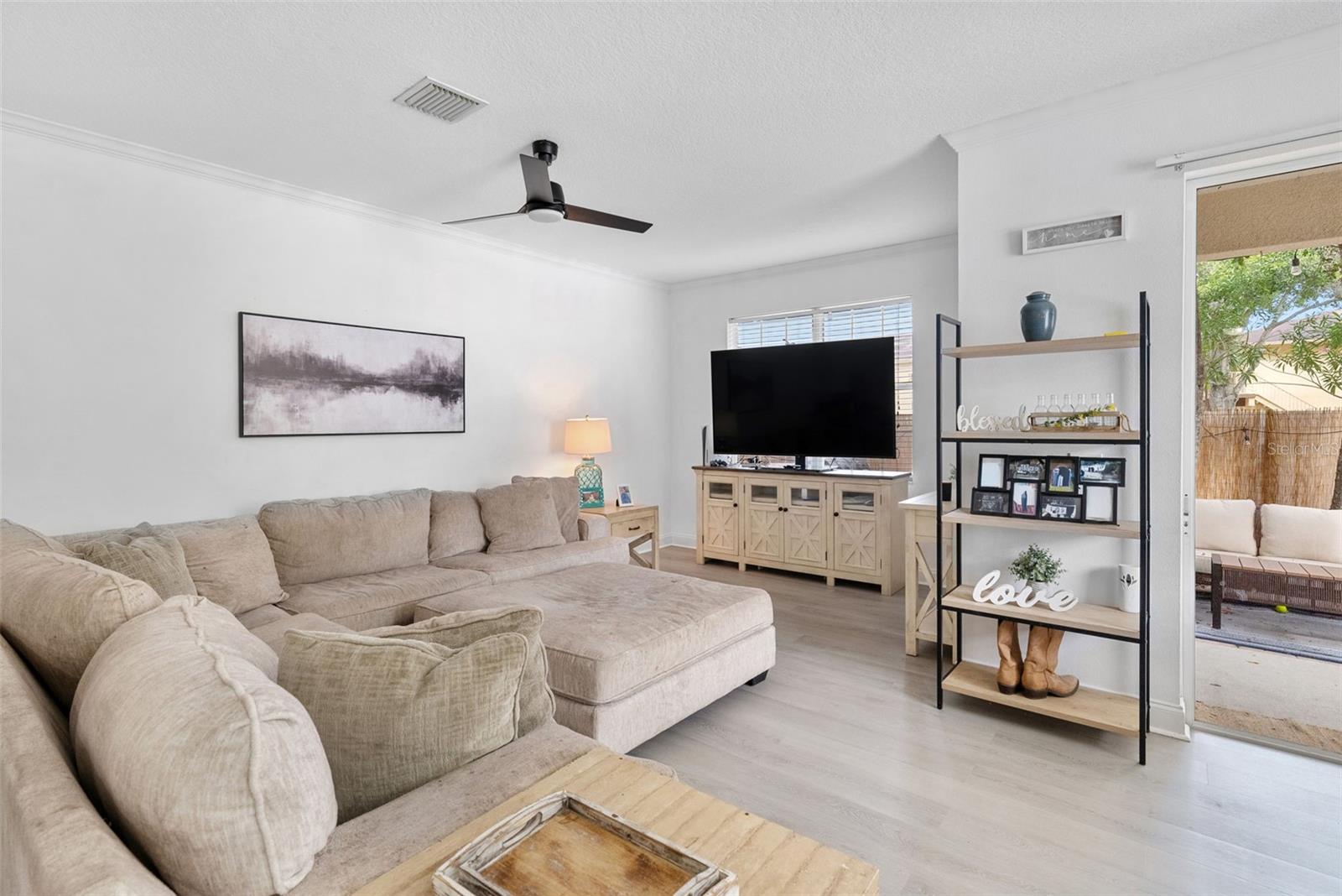 MEADOWS AT LARGO - Residential