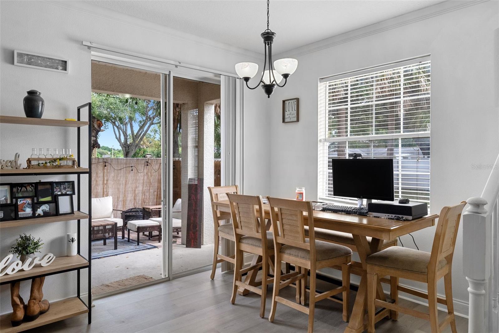 MEADOWS AT LARGO - Residential