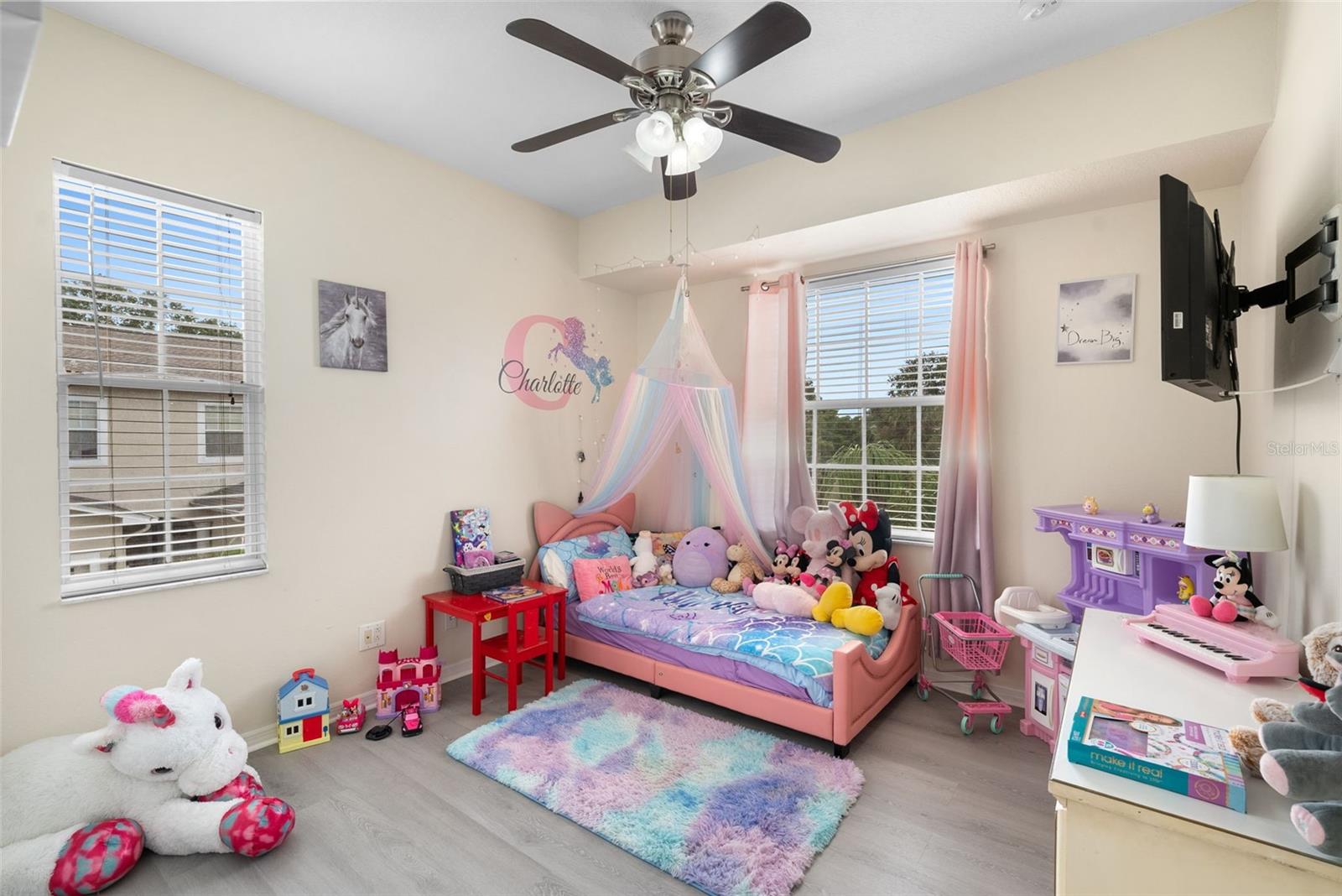 MEADOWS AT LARGO - Residential