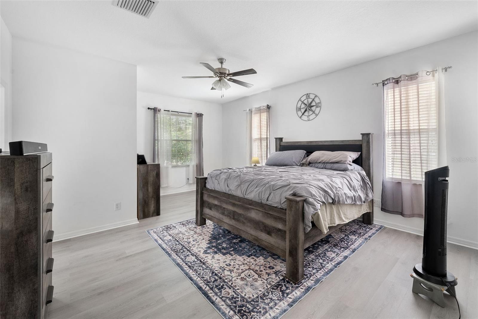 MEADOWS AT LARGO - Residential