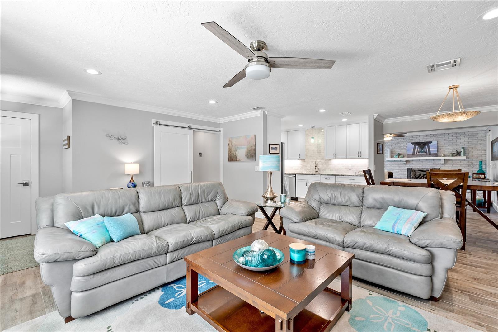 VENEZIA PARK REP - Residential