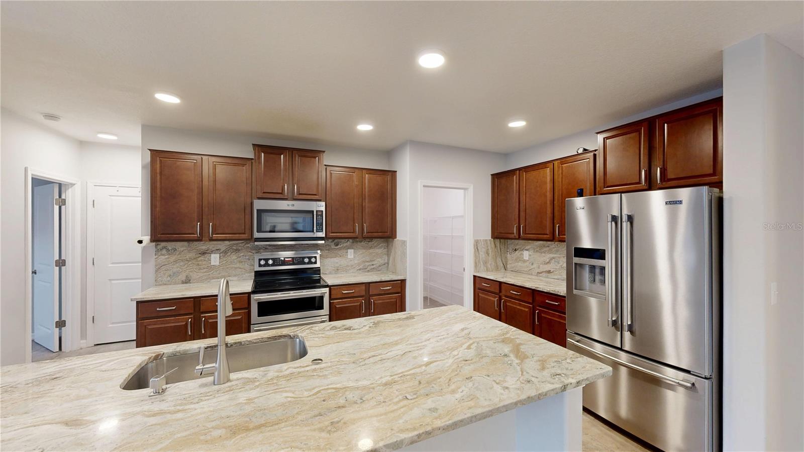 SUNSHINE VILLAGE PH 3B - Residential Lease