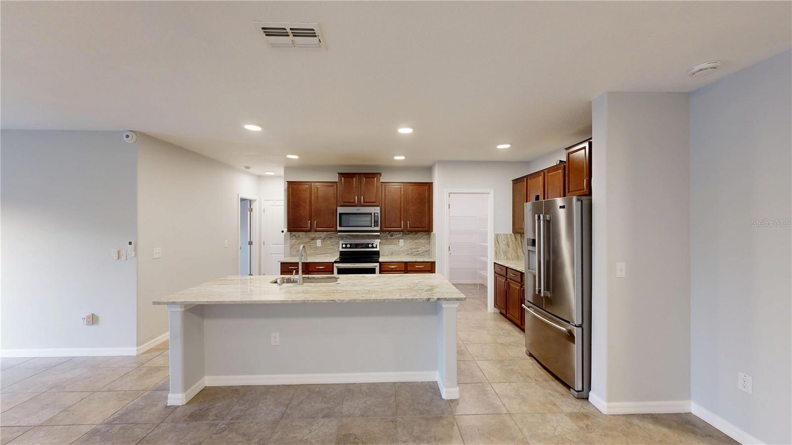 SUNSHINE VILLAGE PH 3B - Residential Lease