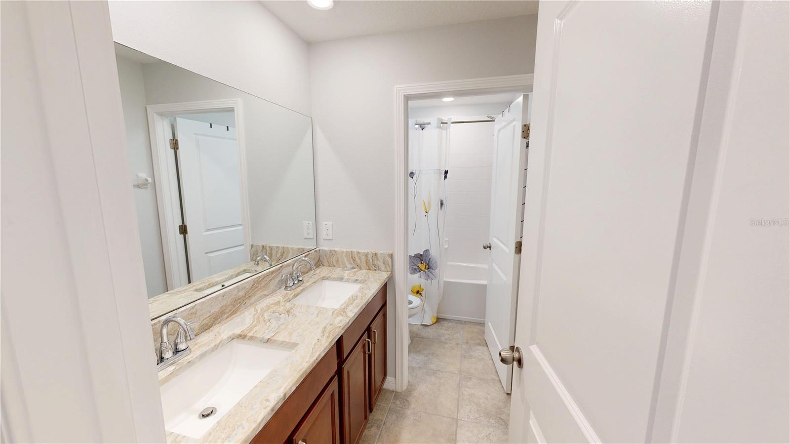 SUNSHINE VILLAGE PH 3B - Residential Lease