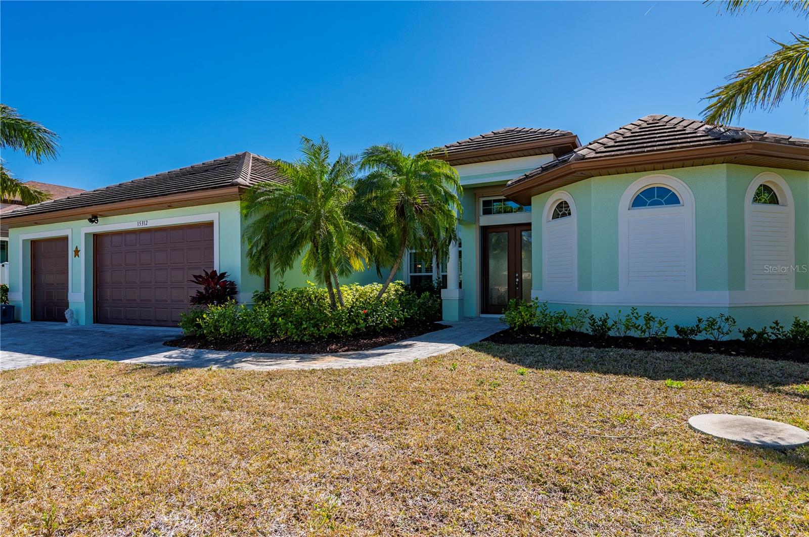 15312 HENNIPEN CIRCLE