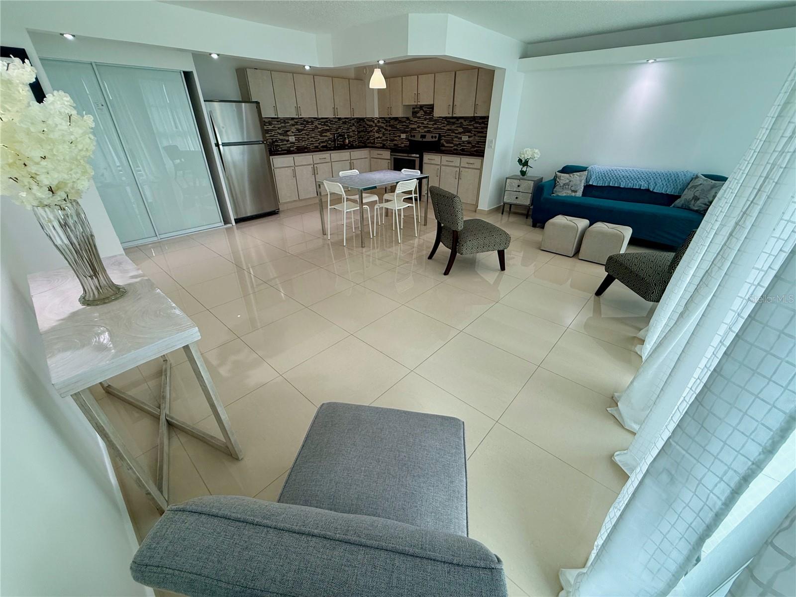 6410 ISLA VERDE 1 B