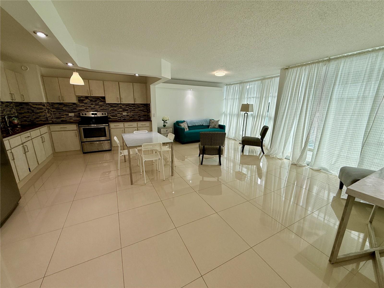 6410 ISLA VERDE 1 B