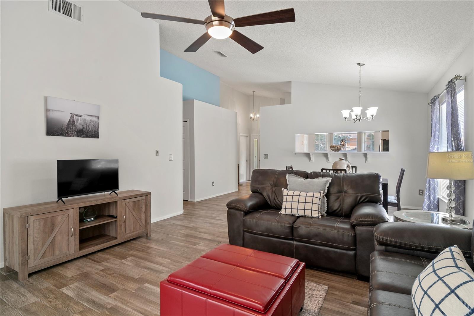 SILVER GLEN - Residential