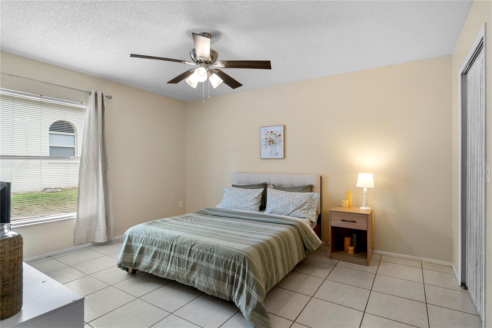 SILVER GLEN - Residential