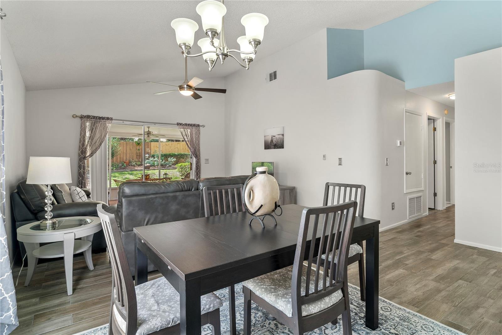 SILVER GLEN - Residential