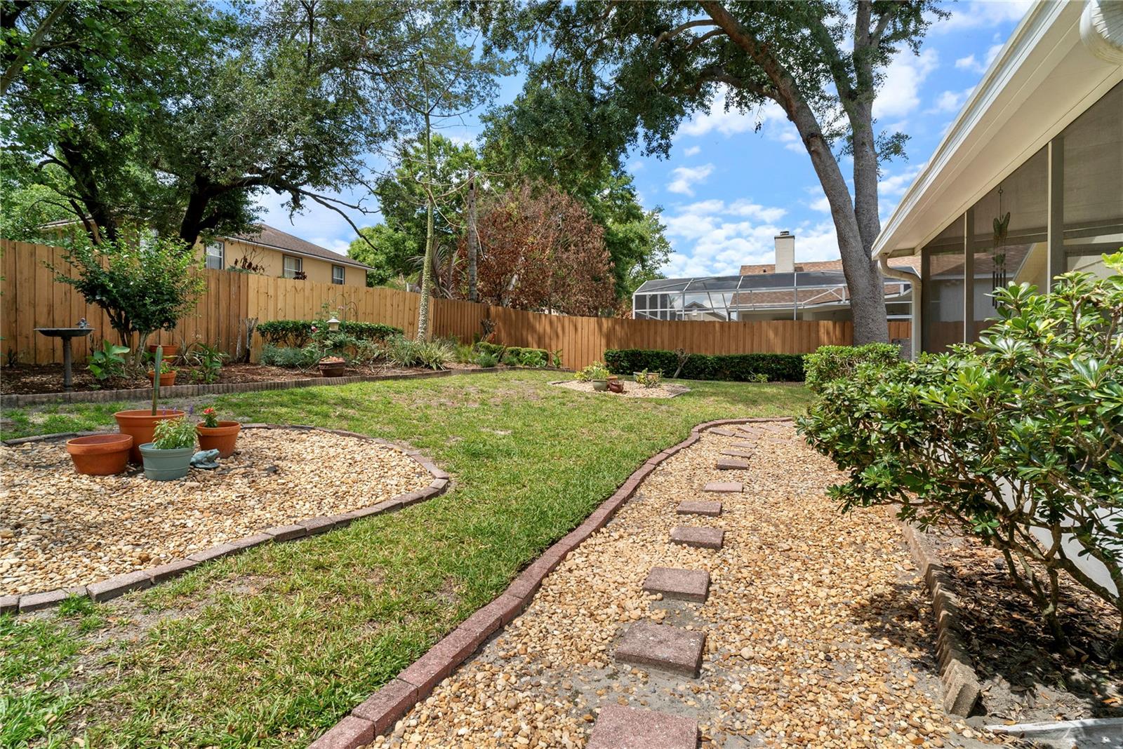 SILVER GLEN - Residential