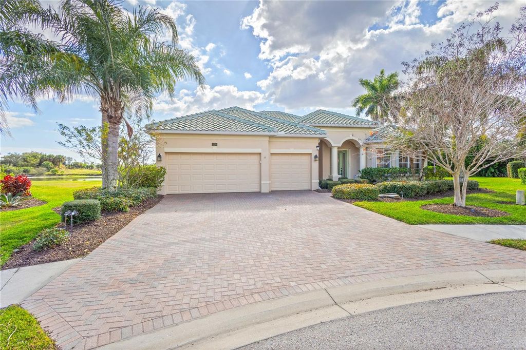 Photo of 1376 Winding Lakes Ct, North Port, FL 34291 (MLS # C7521908)