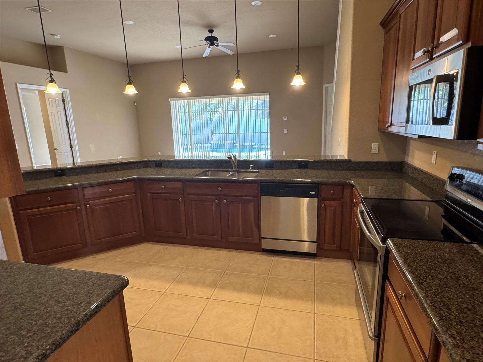 FOUNTAINS/RIO PINAR - Residential Lease