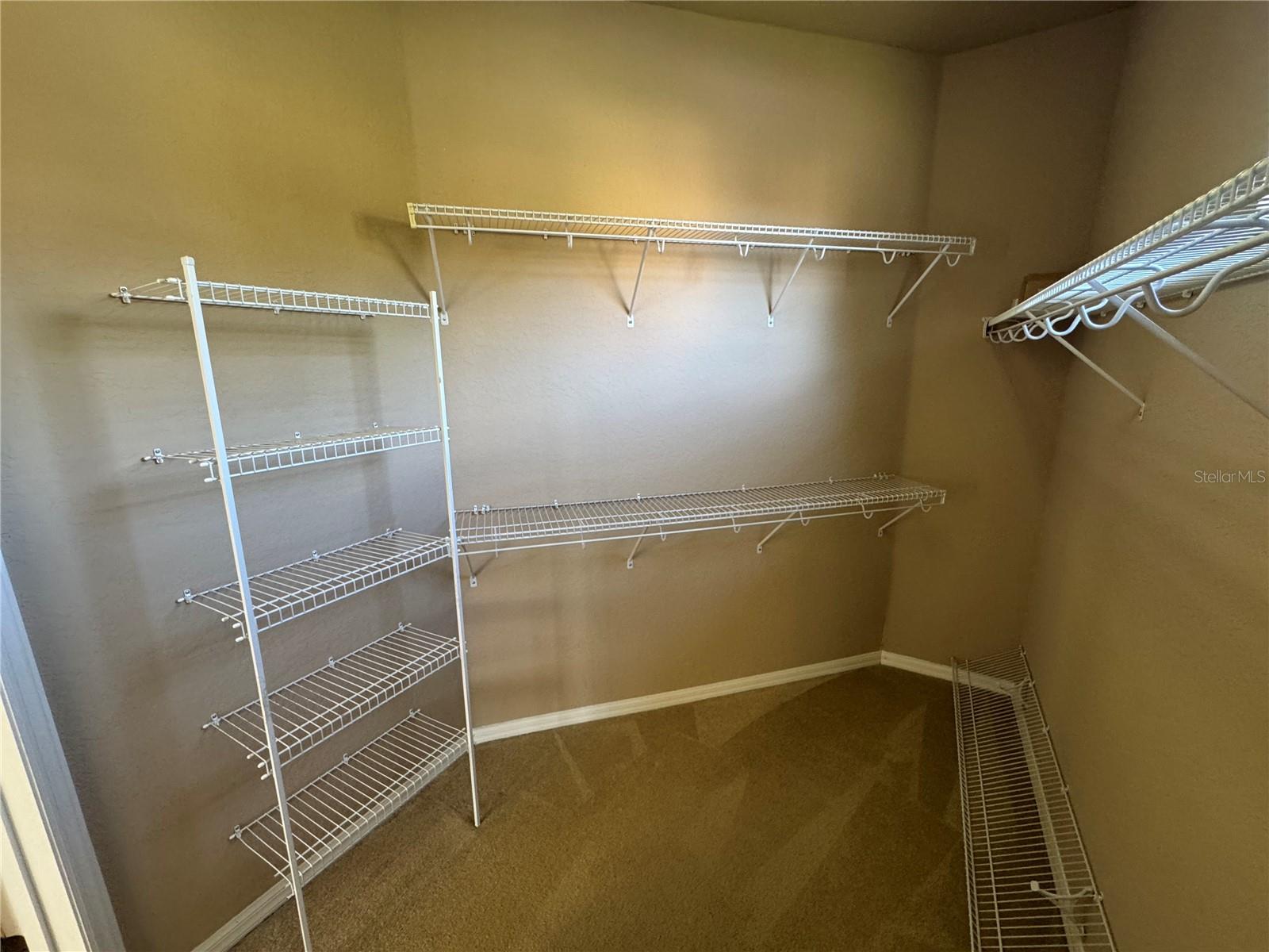 FOUNTAINS/RIO PINAR - Residential Lease