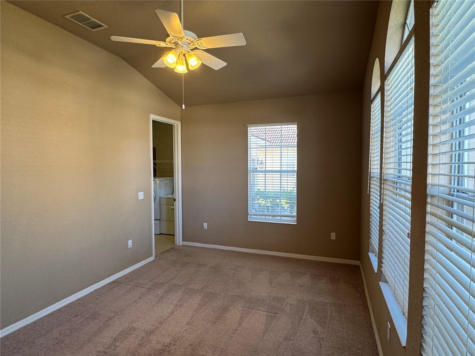 FOUNTAINS/RIO PINAR - Residential Lease