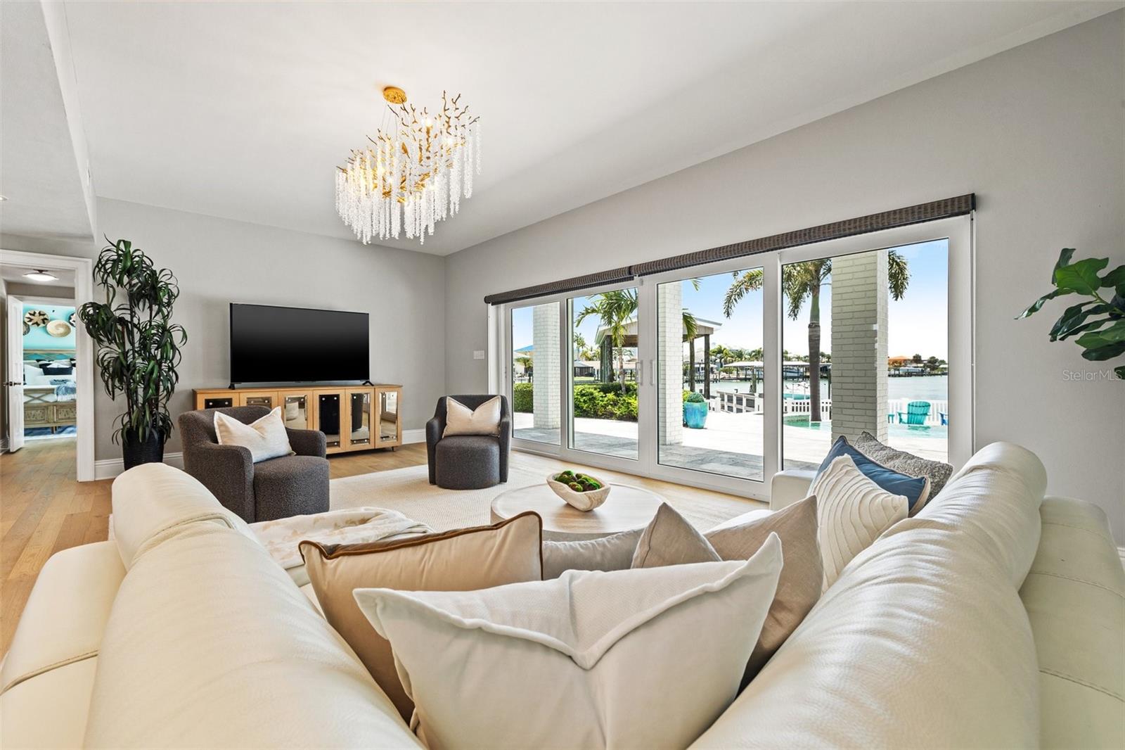 ISLAND ESTATES OF CLEARWATER - Residential