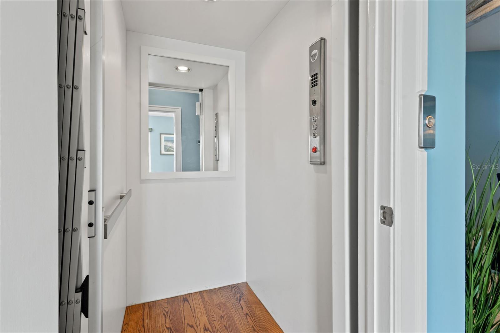 ISLAND ESTATES OF CLEARWATER - Residential