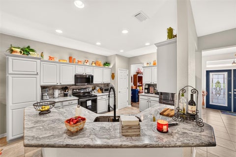 Tiny photo for 13233 SE 91st Court Road, Summerfield, FL 34491 (MLS # OM734579)