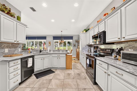 Tiny photo for 13233 SE 91st Court Road, Summerfield, FL 34491 (MLS # OM734579)