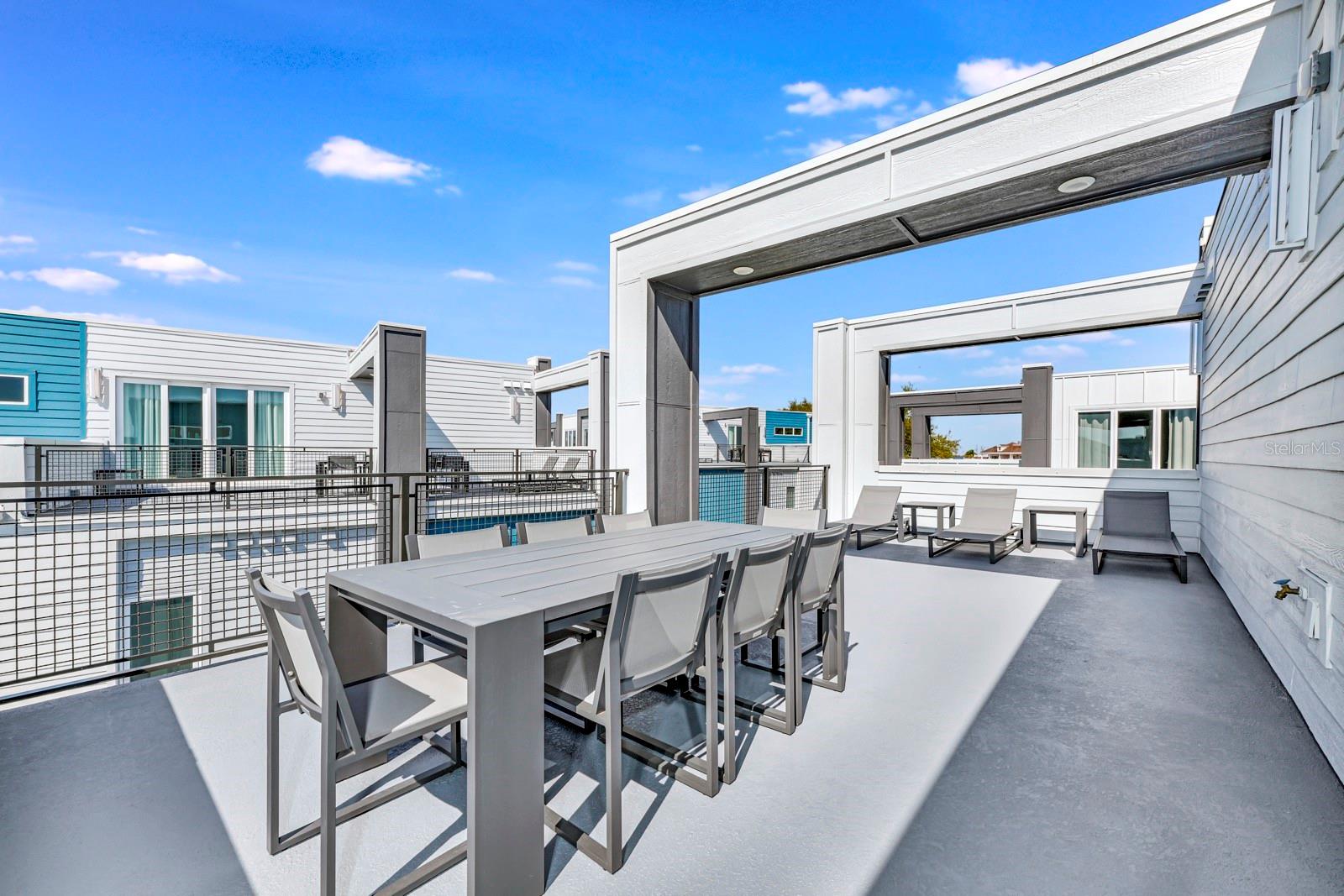 SPECTRUM AT REUNION CONDO PH 5A & 5B - Residential Lease