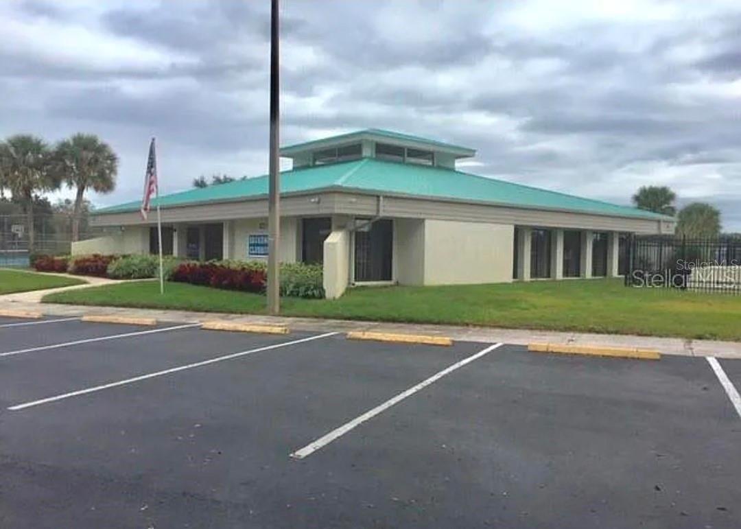 BROADMOOR - Residential