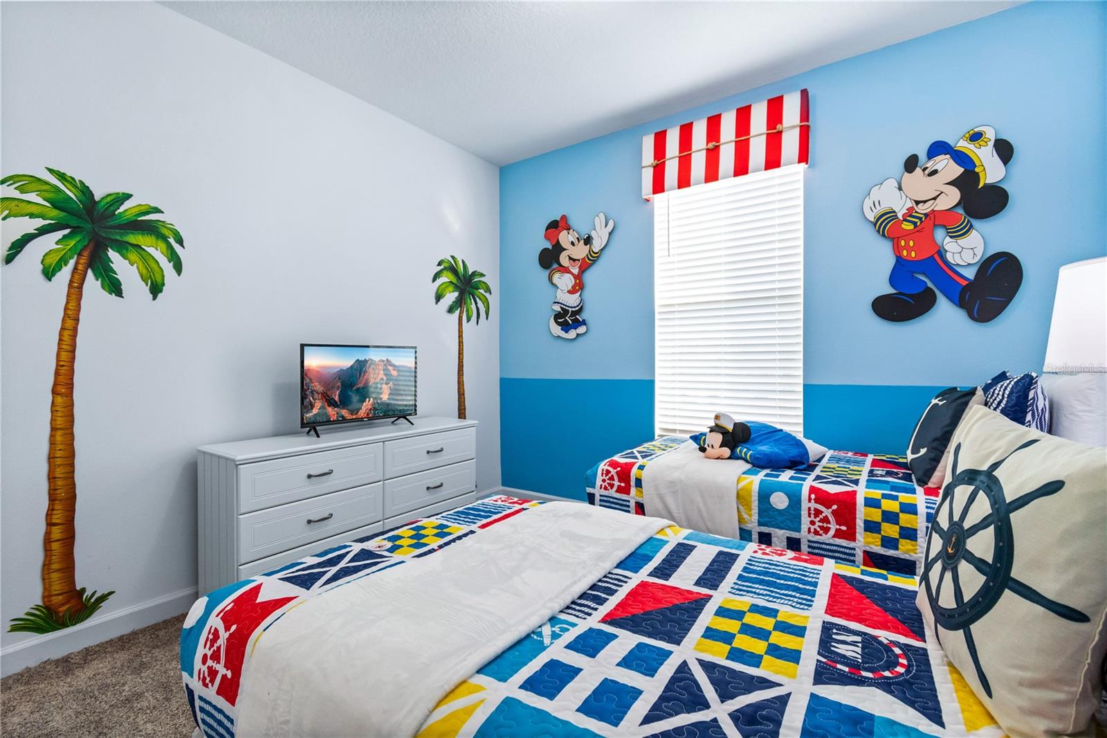 COVE AT STOREY LAKE 4 - Residential