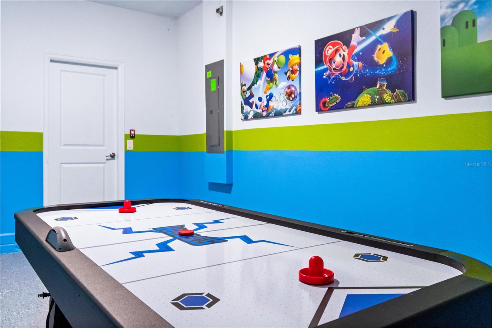 COVE AT STOREY LAKE 4 - Residential