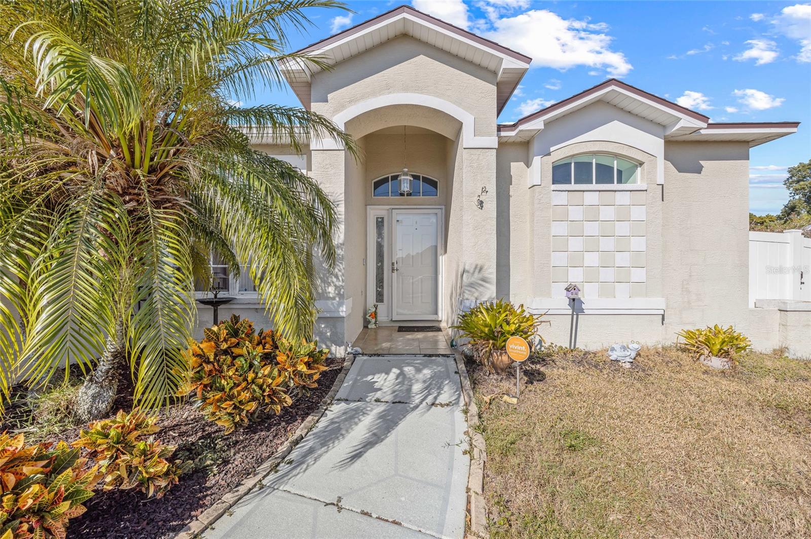 6401 GRAPEWOOD ROAD
