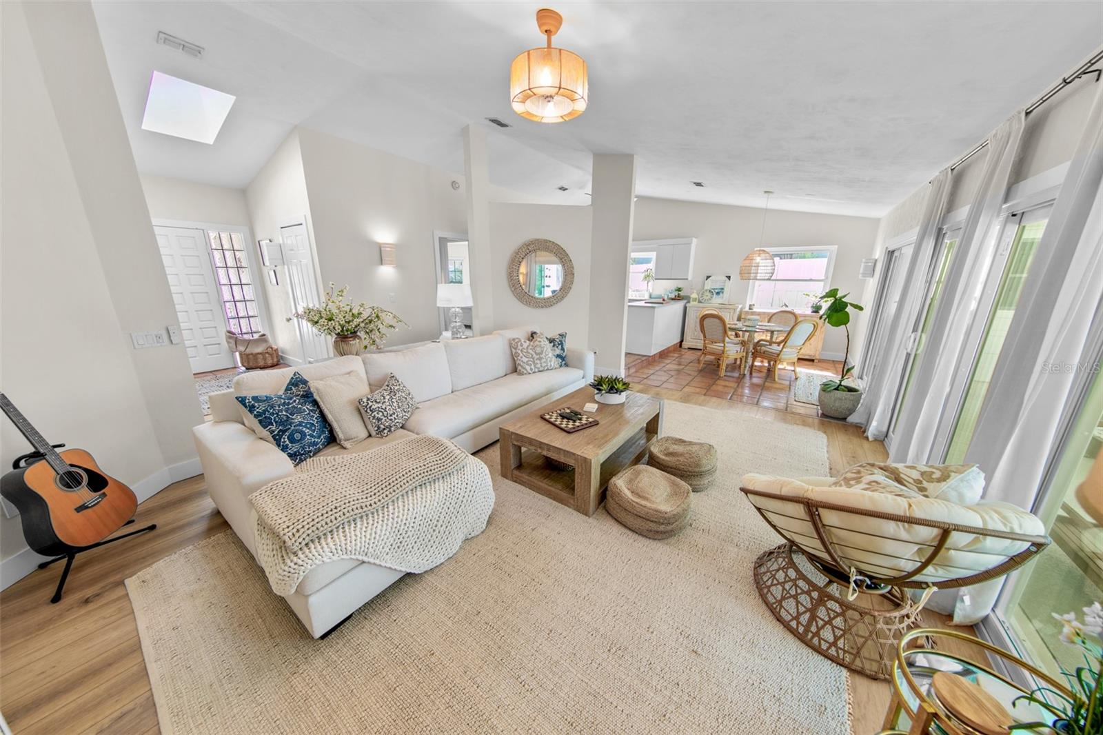 LIGHTHOUSE SHORES - Residential