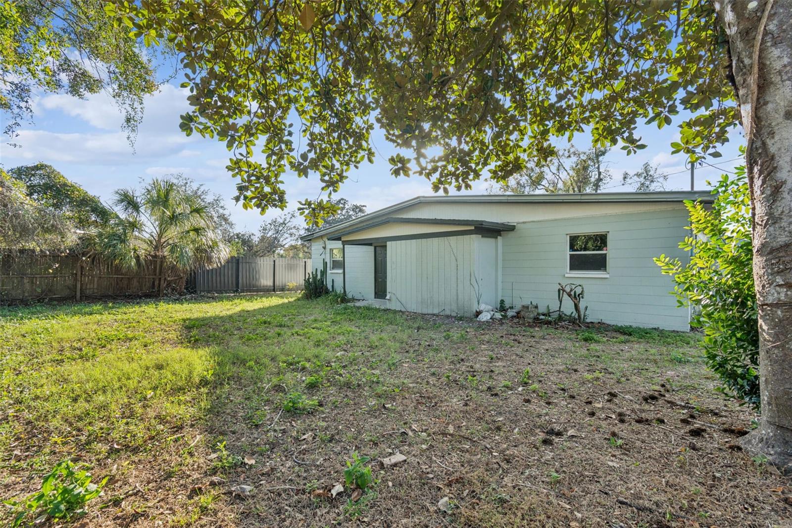 TEMPLE TERRACES - Residential